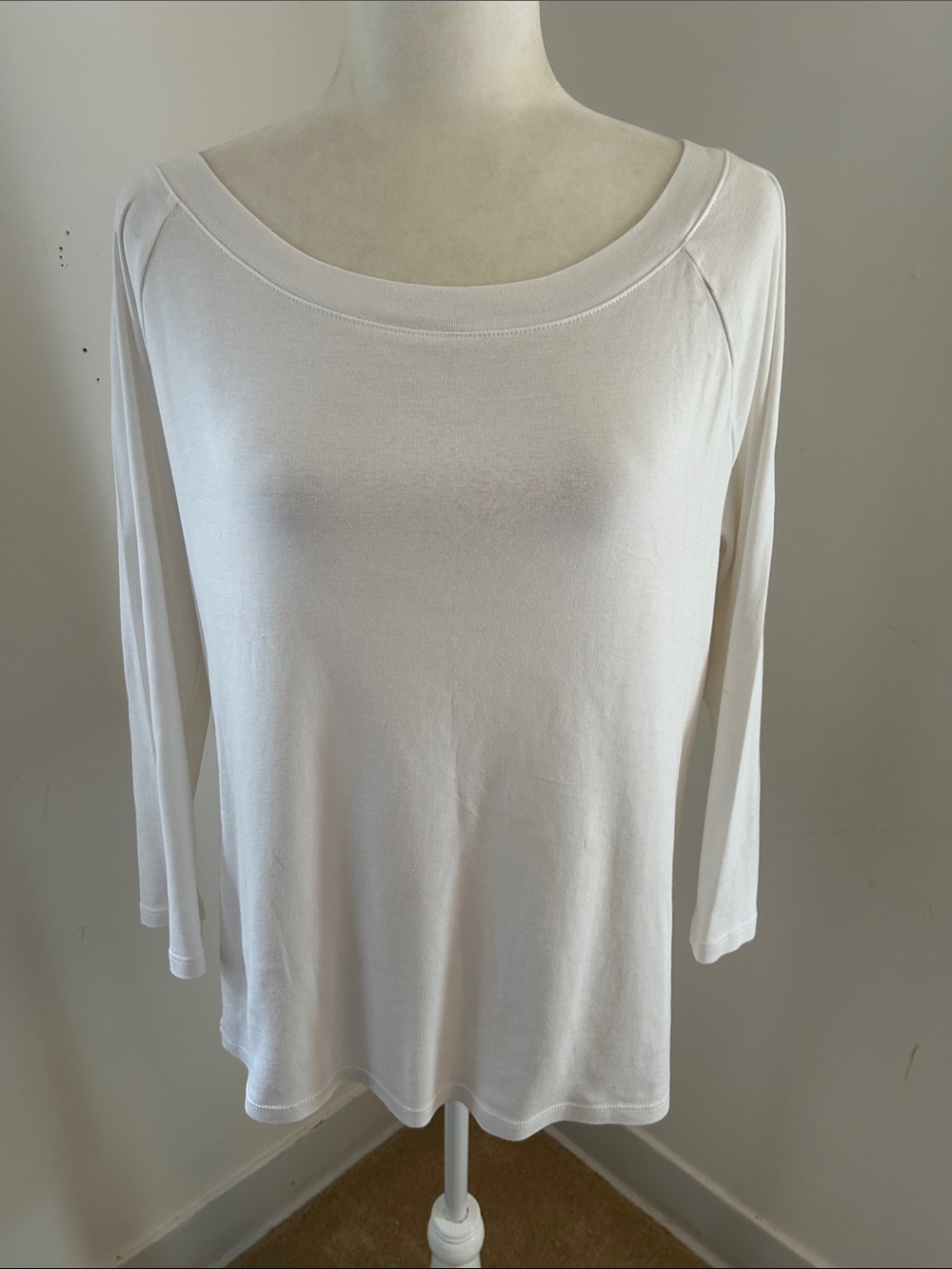 Talbots White Scoop Neck Long Sleeved Top sz L
